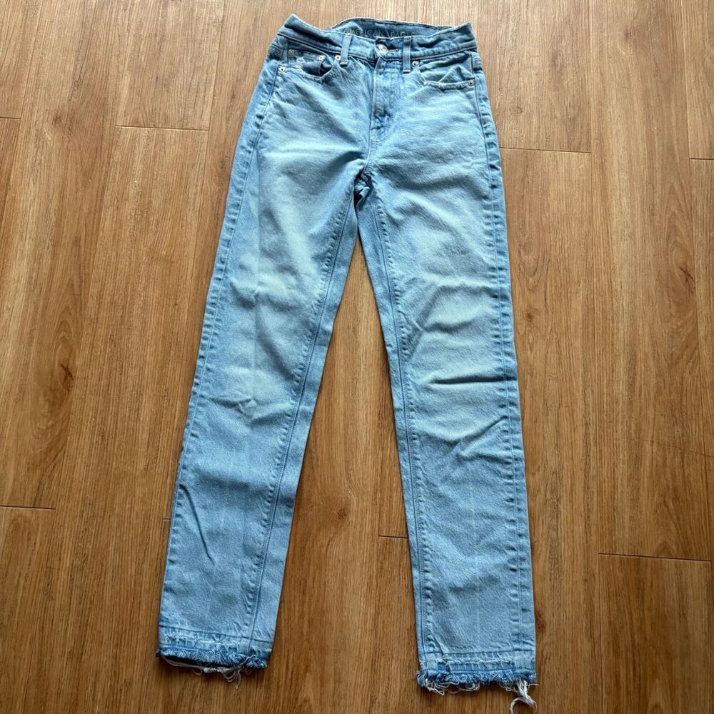 American Eagle Super High Rise Straight Leg Denim Jeans Blue Women’s Size 000 - Picture 2 of 11